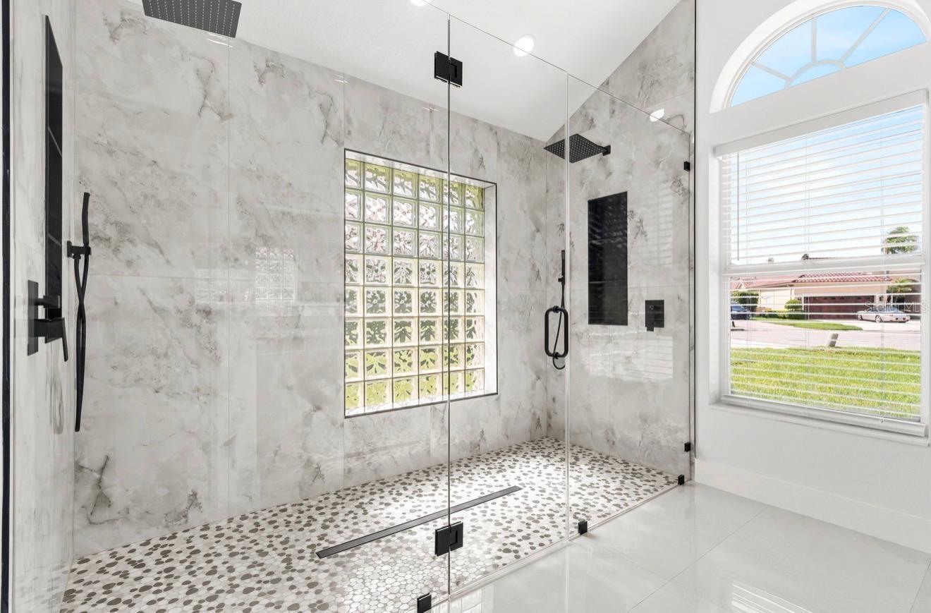 9701 PORT COLONY WAY — photo 24
