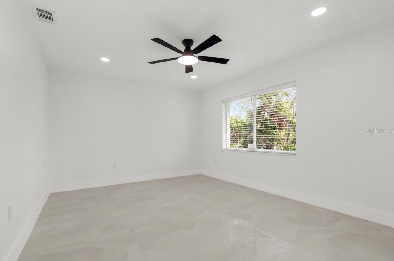 9701 PORT COLONY WAY — photo 29