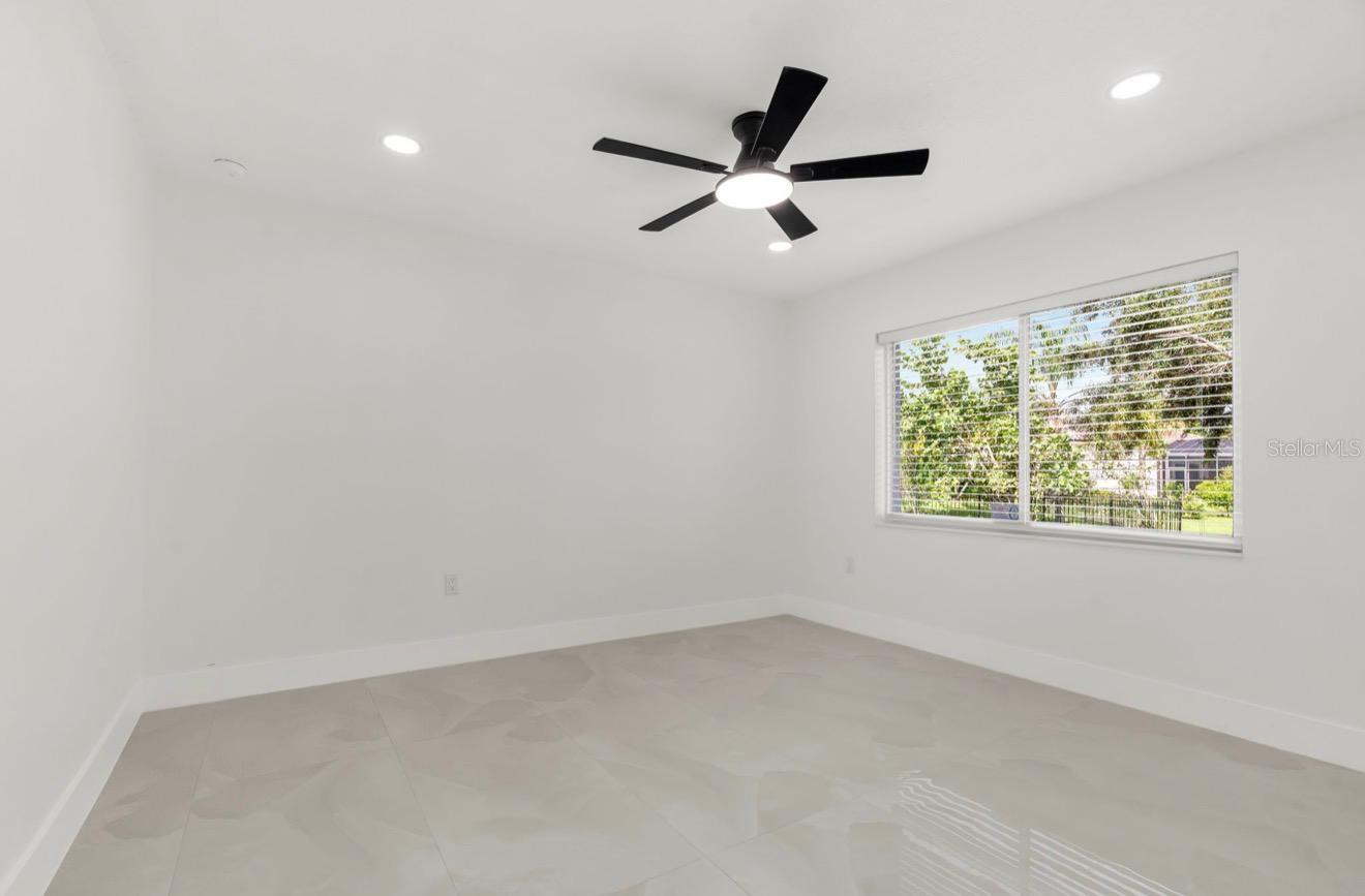 9701 PORT COLONY WAY — photo 33
