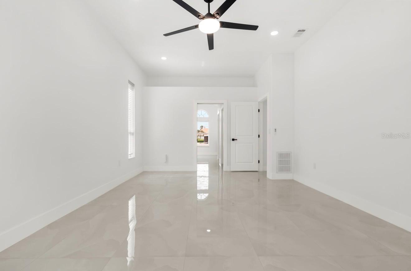 9701 PORT COLONY WAY — photo 23