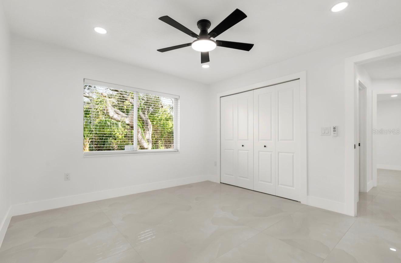 9701 PORT COLONY WAY — photo 35