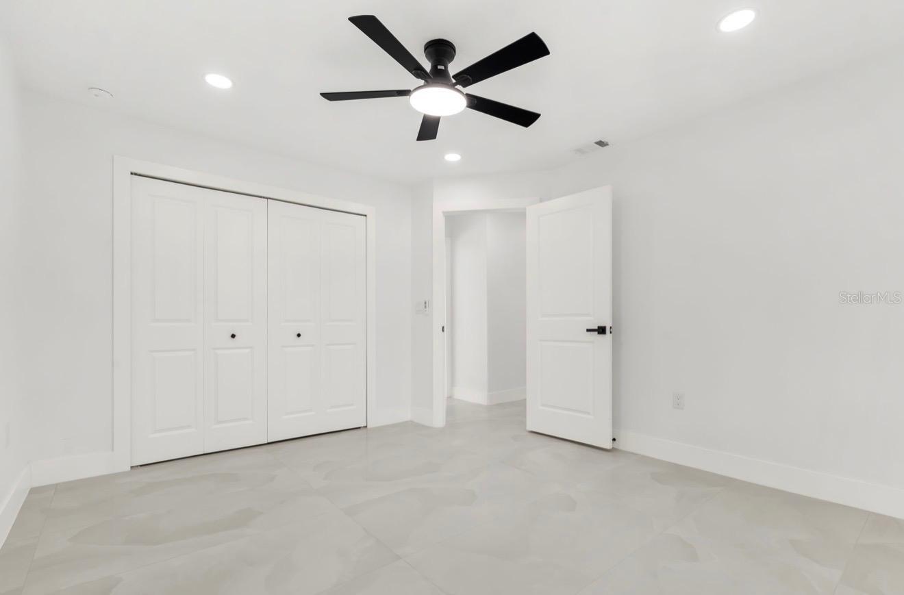 9701 PORT COLONY WAY — photo 34