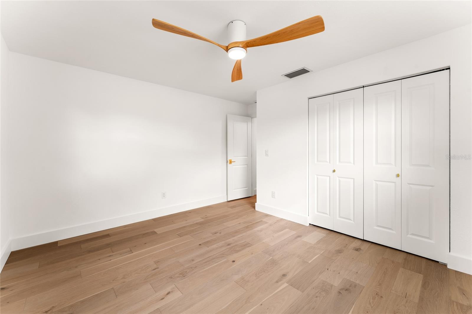 2456 TIMBERCREST CIR W — photo 36