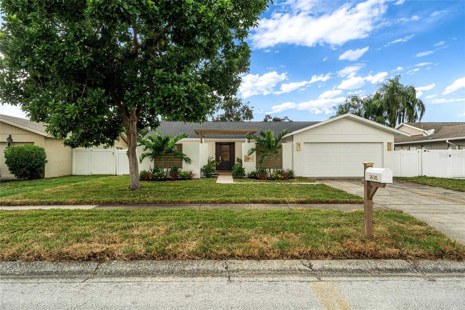 2456 TIMBERCREST CIR W — photo 41