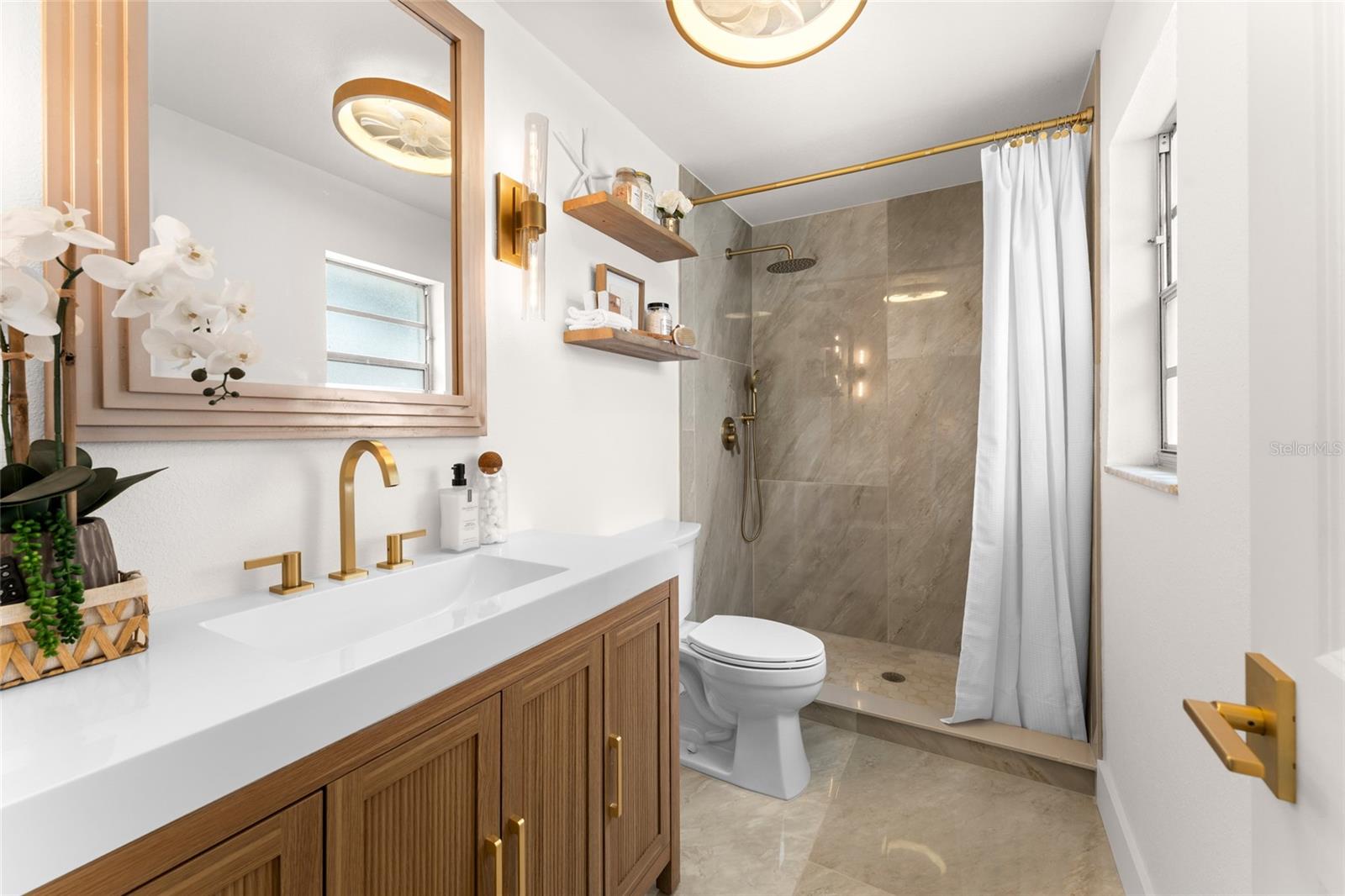2456 TIMBERCREST CIR W — photo 31