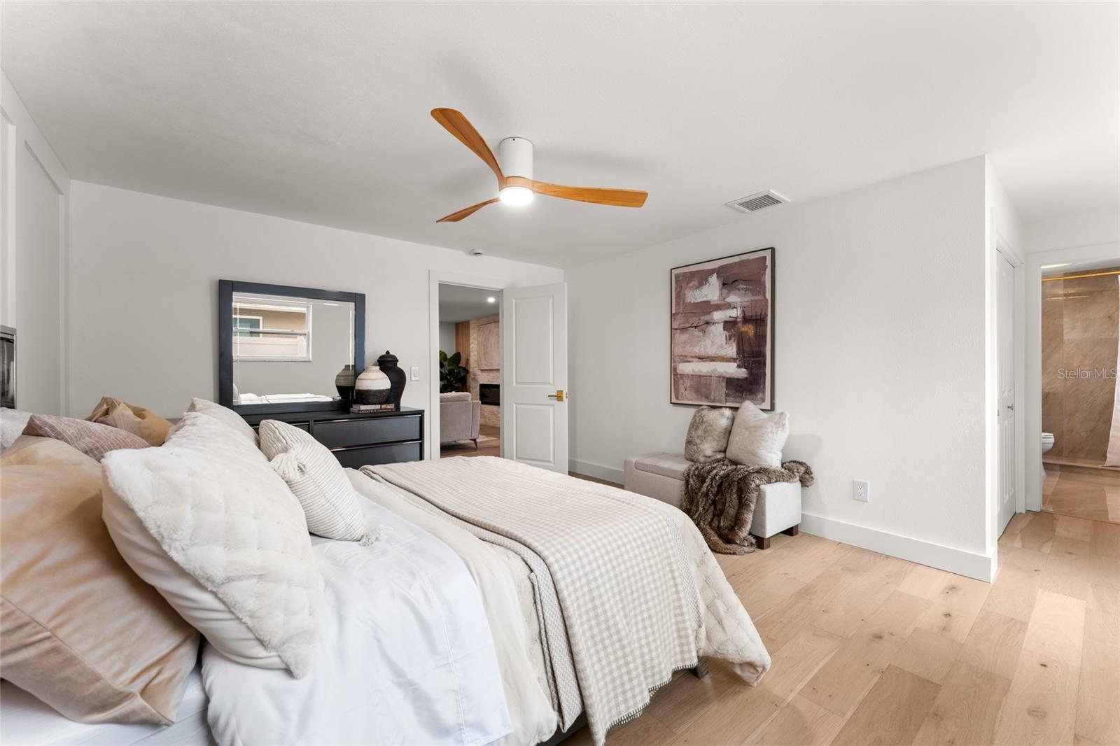 2456 TIMBERCREST CIR W — photo 29