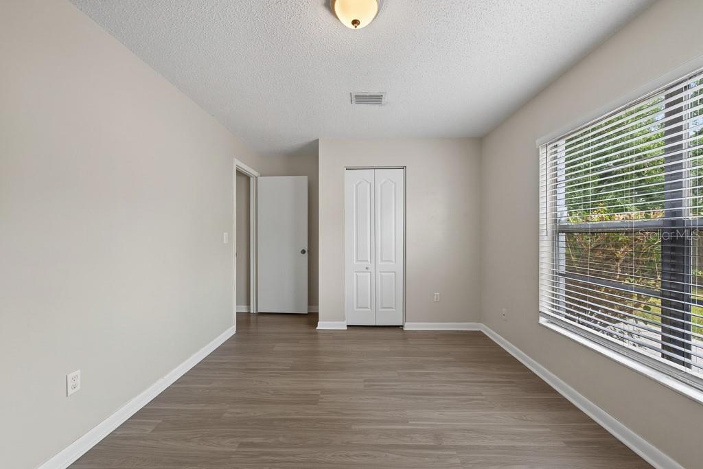1219 MOHRLAKE DR — photo 26