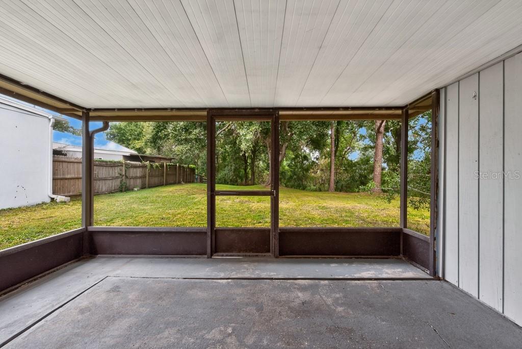 1219 MOHRLAKE DR — photo 33