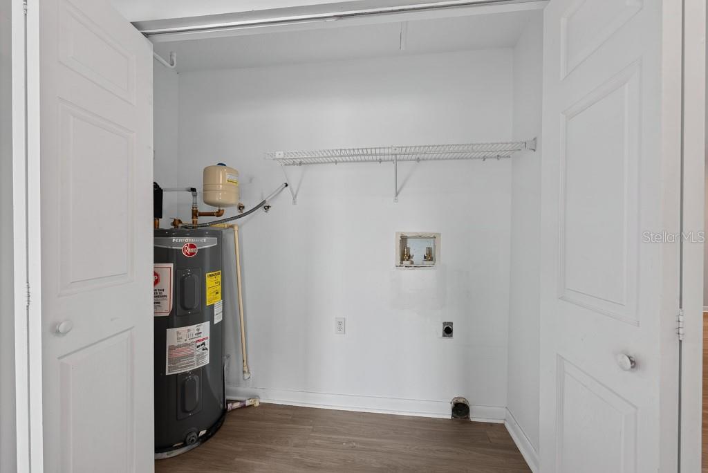 1219 MOHRLAKE DR — photo 32