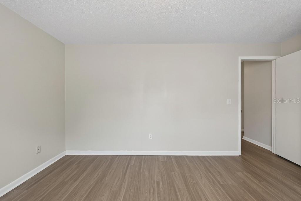 1219 MOHRLAKE DR — photo 27