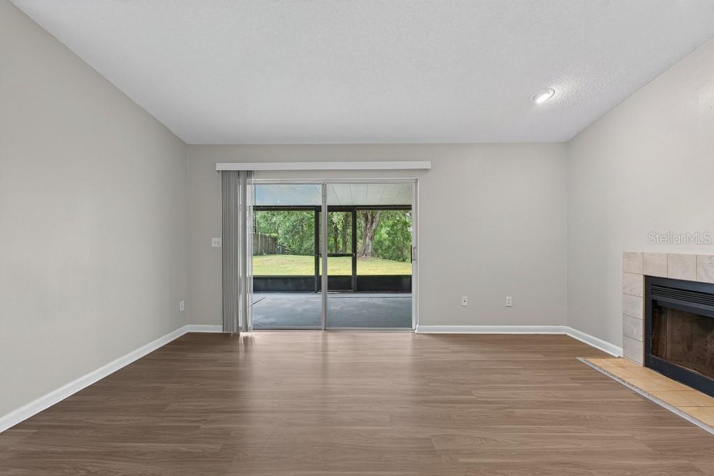 1219 MOHRLAKE DR — photo 5