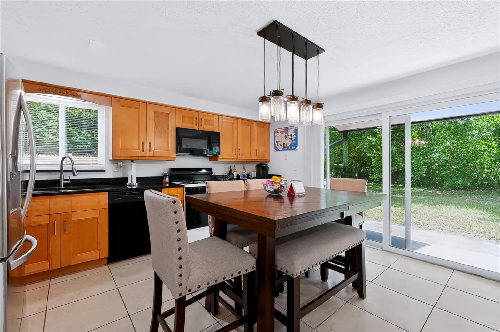 2223 FULTON WAY — photo 4