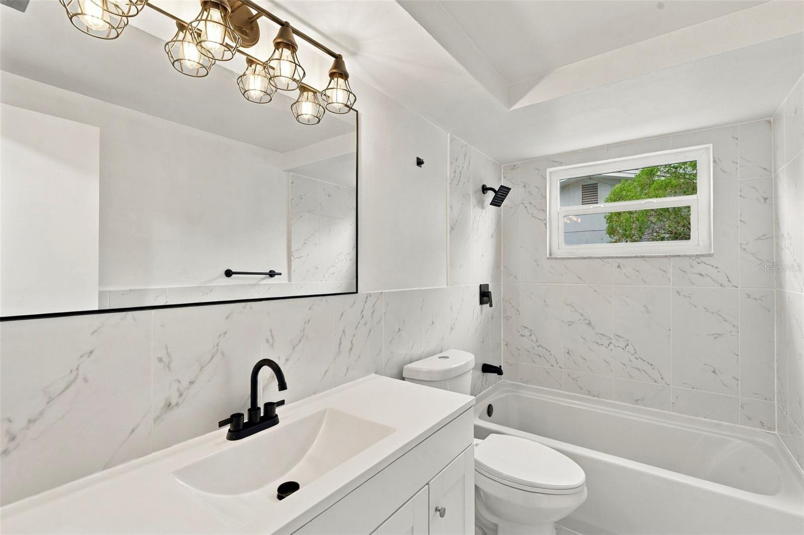 10734 LEEDS RD — photo 9