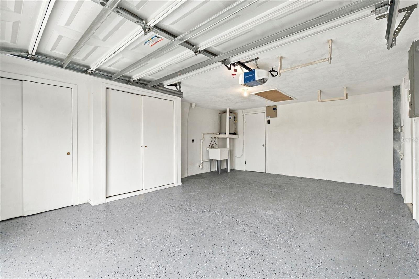 10734 LEEDS RD — photo 31