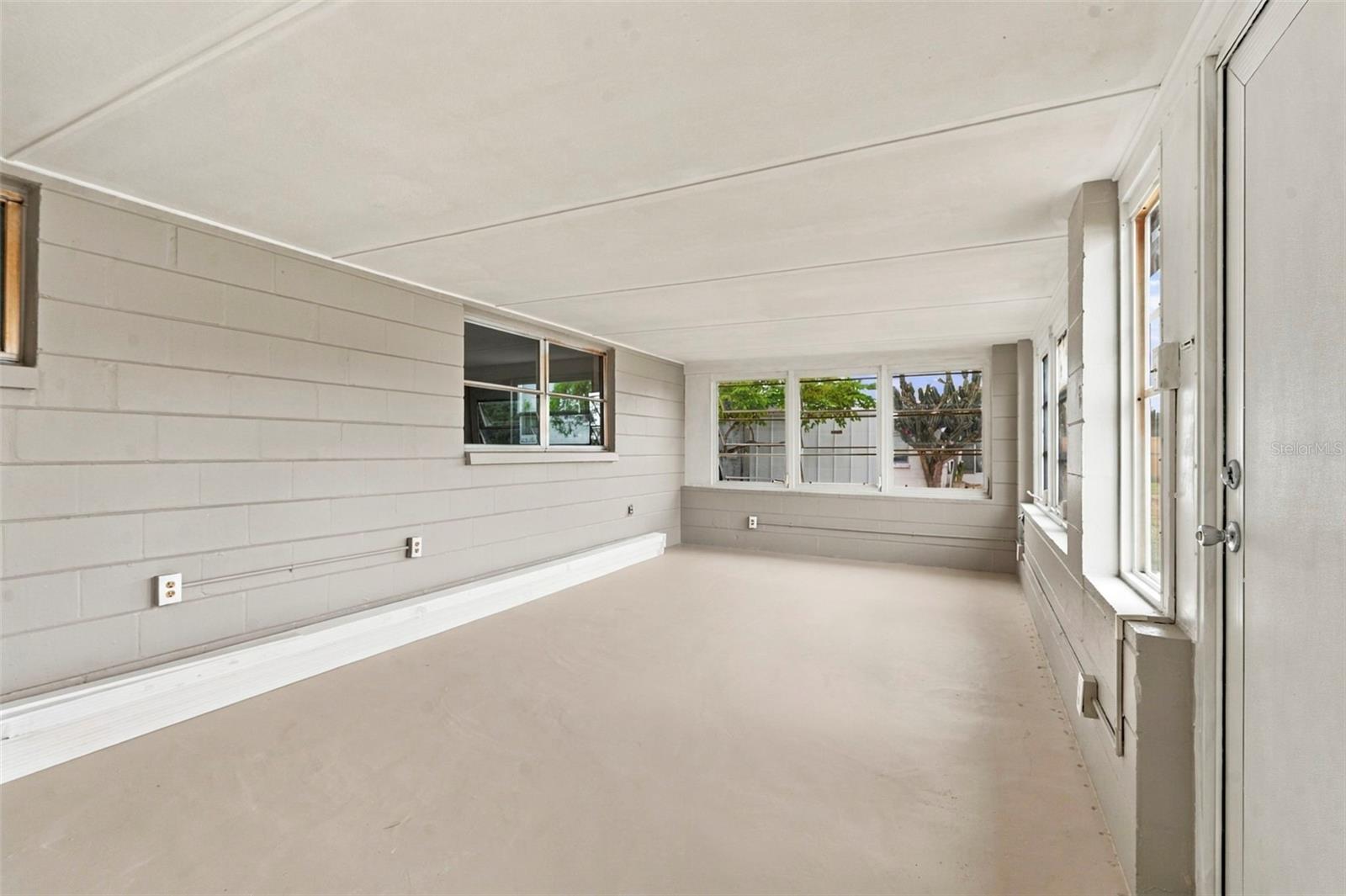 10734 LEEDS RD — photo 30