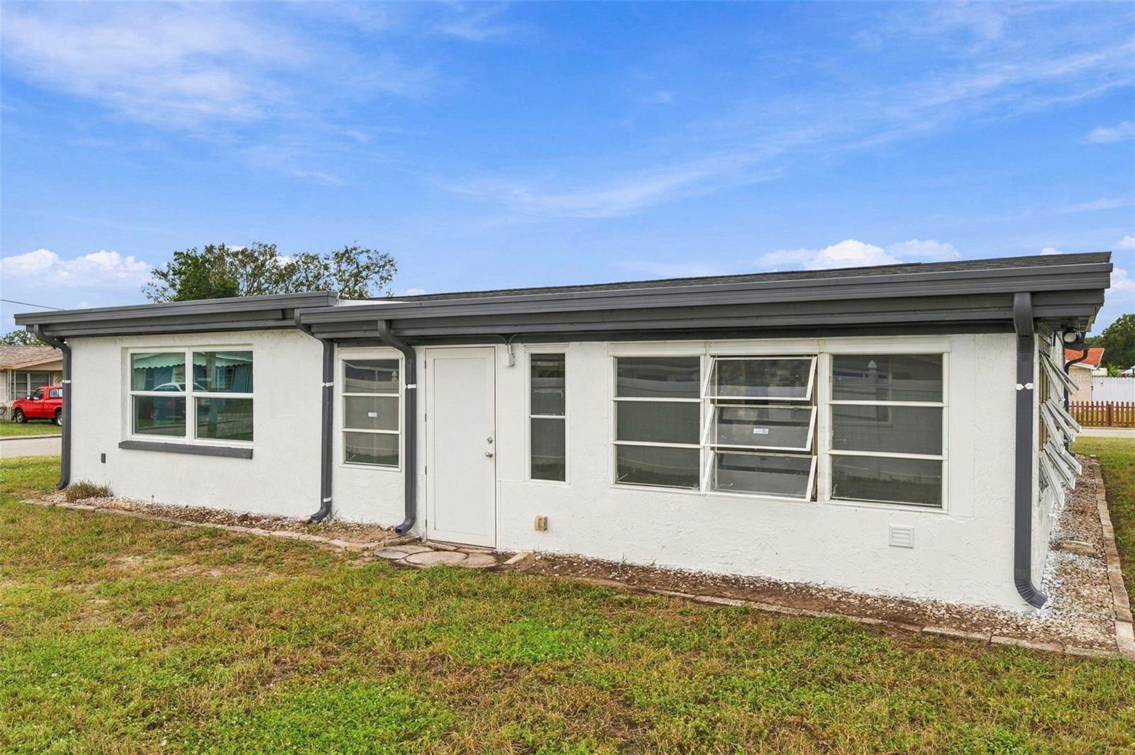 10734 LEEDS RD — photo 35