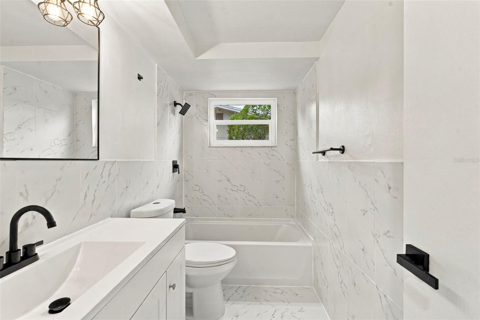 10734 LEEDS RD — photo 10