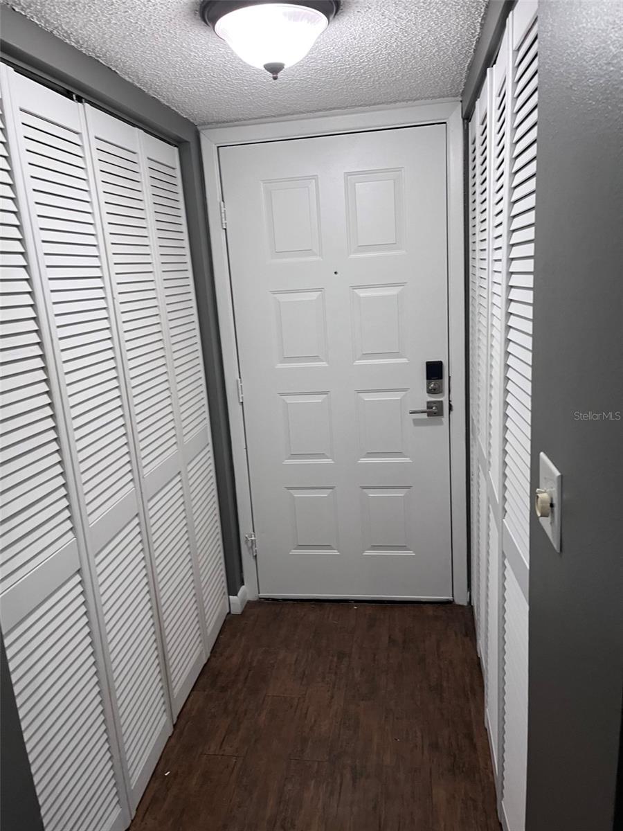 2050 HUNTERS GLEN DR #614 — photo 3
