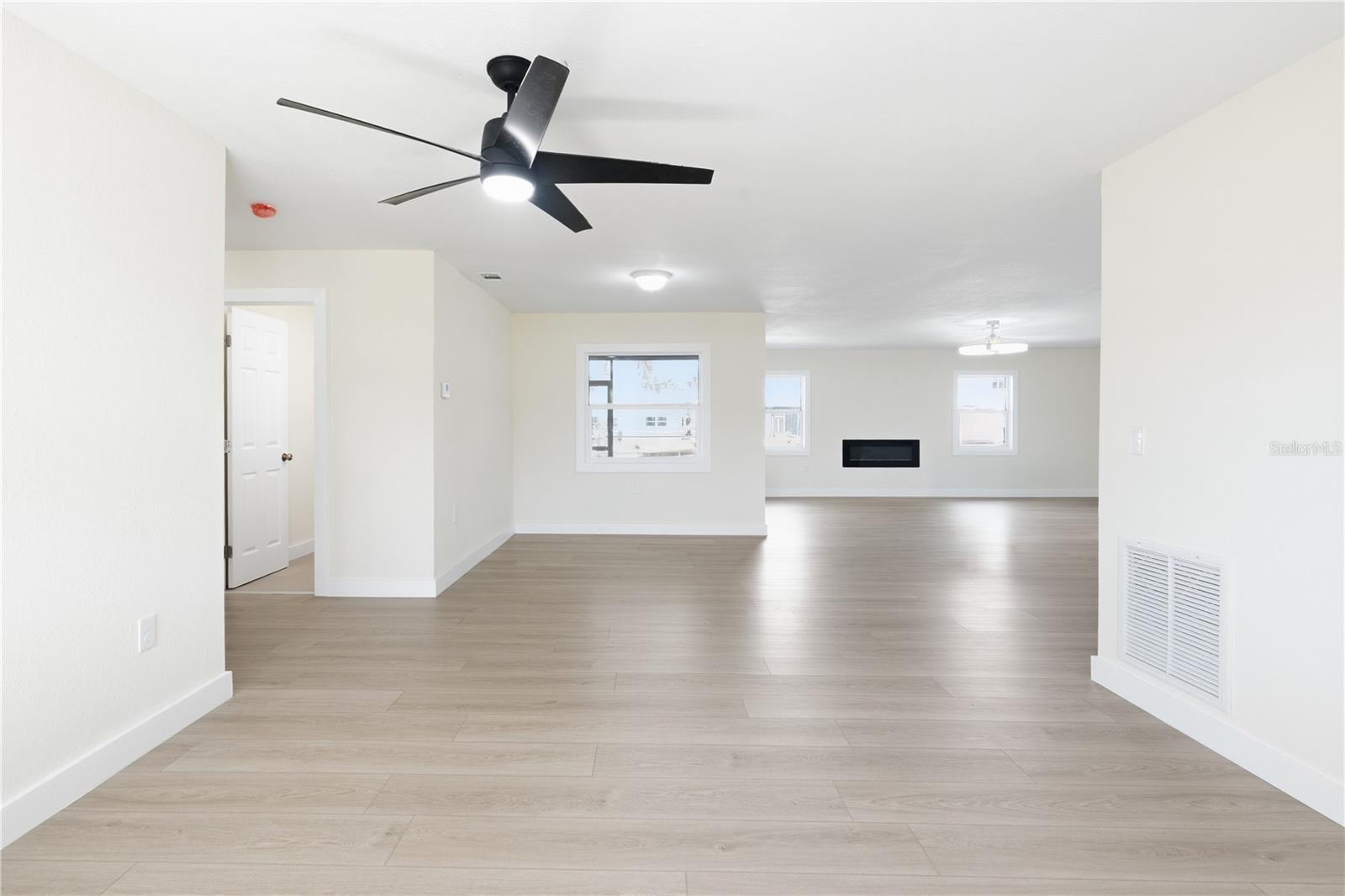 7507 MAKO DR — photo 10