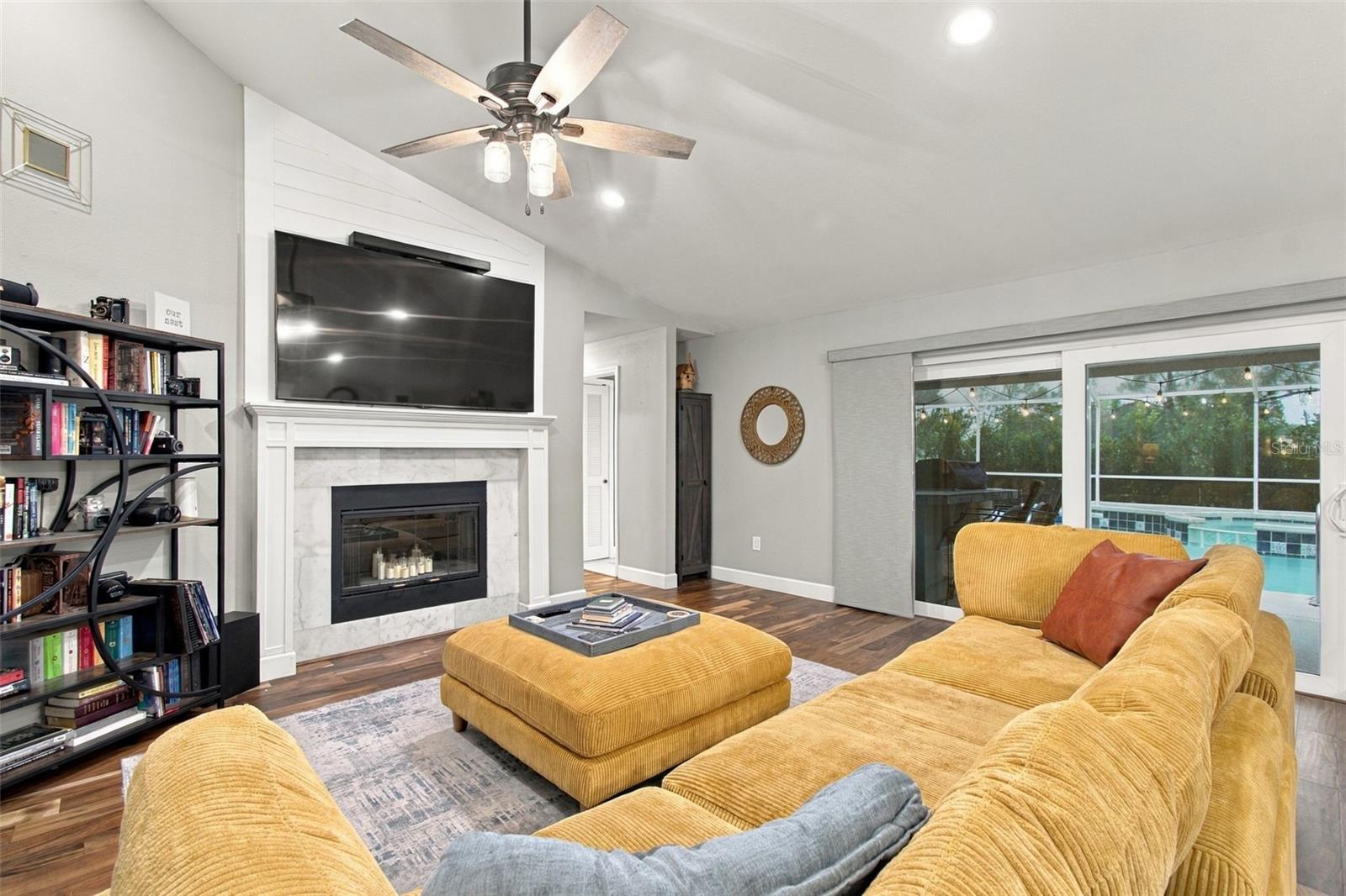 10810 SAILBROOKE DR — photo 20