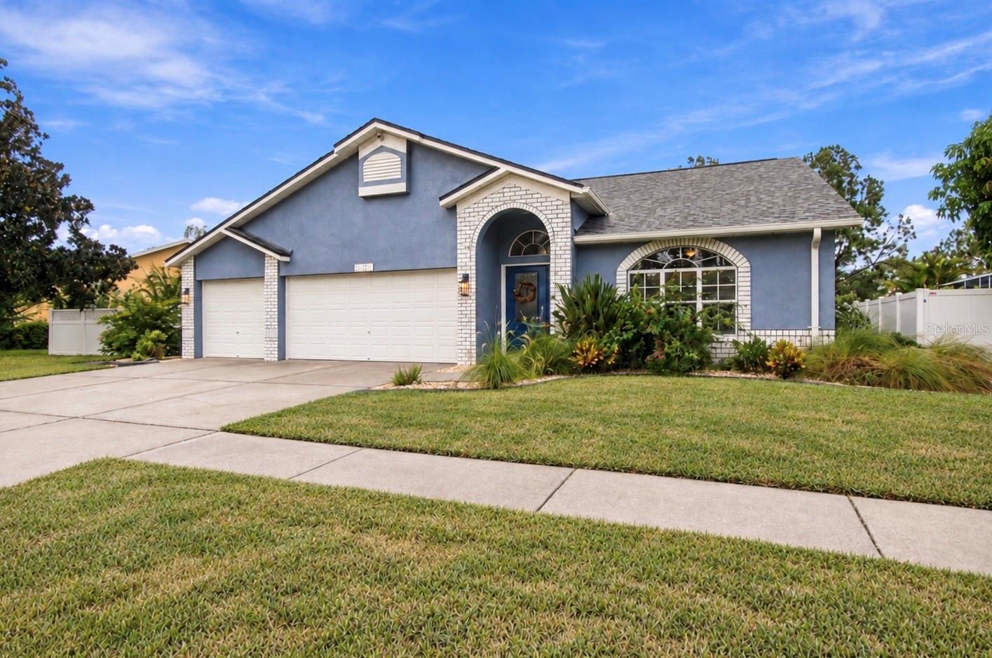 10810 SAILBROOKE DR — photo 2