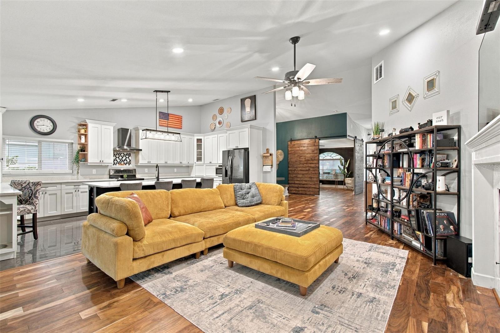 10810 SAILBROOKE DR — photo 19
