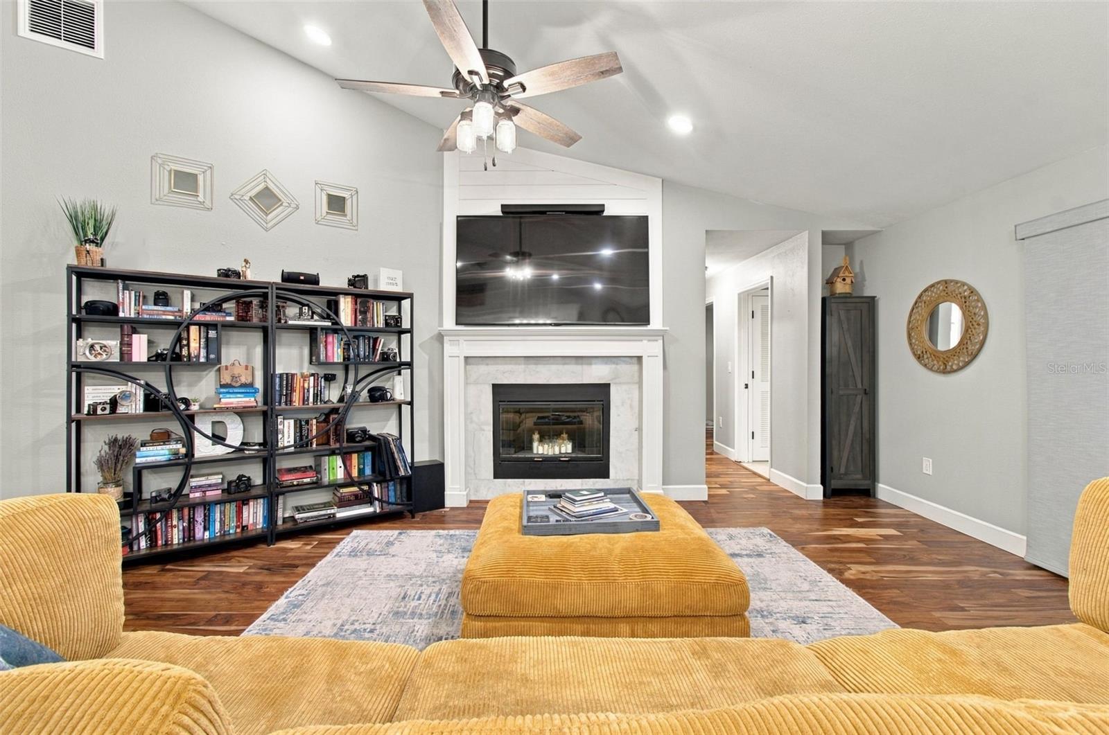 10810 SAILBROOKE DR — photo 21