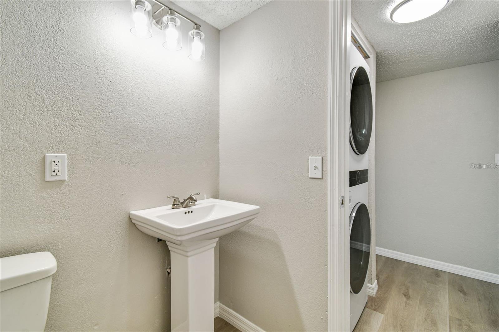 726 HAVEN PL — photo 15