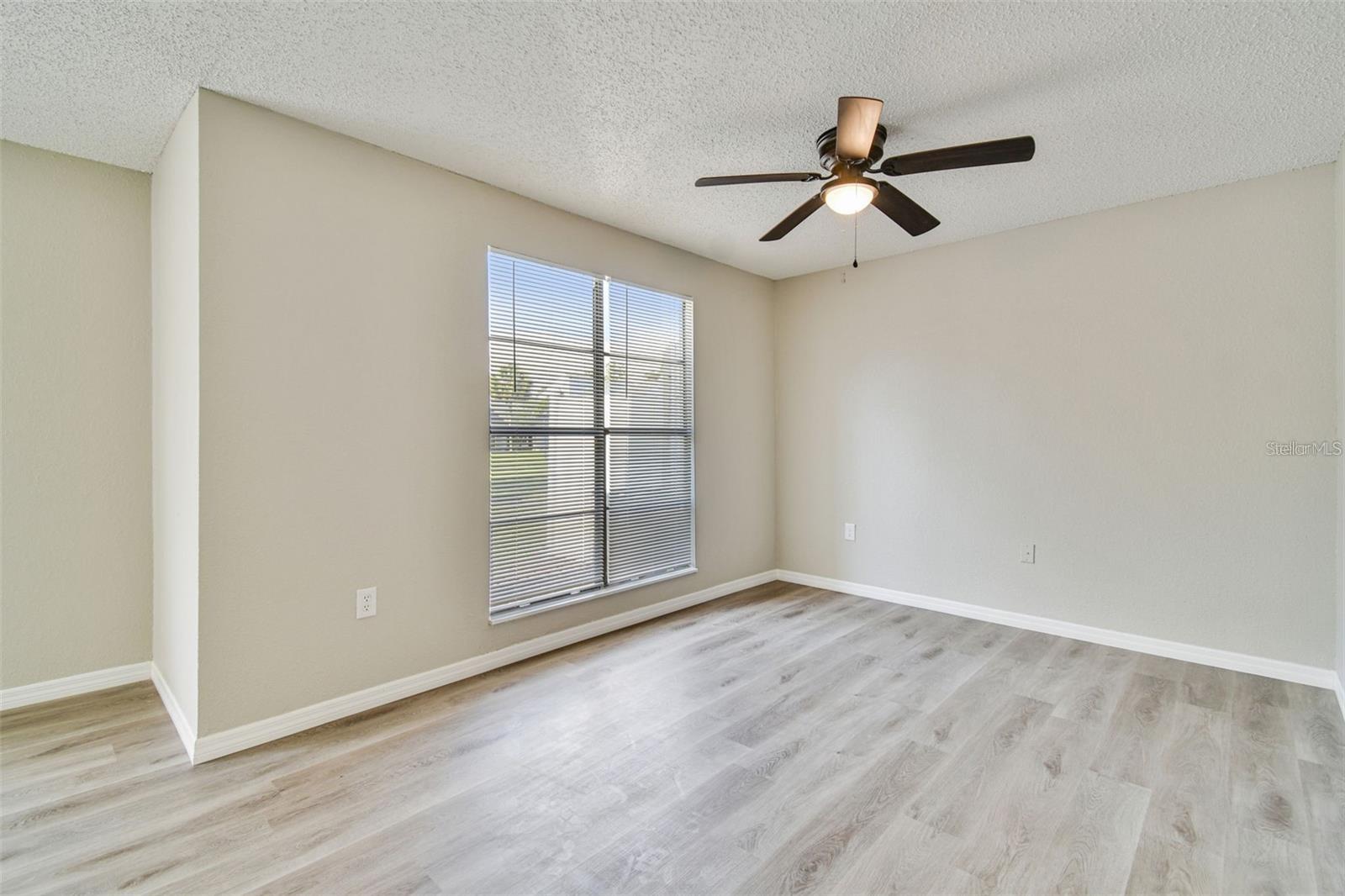 726 HAVEN PL — photo 18