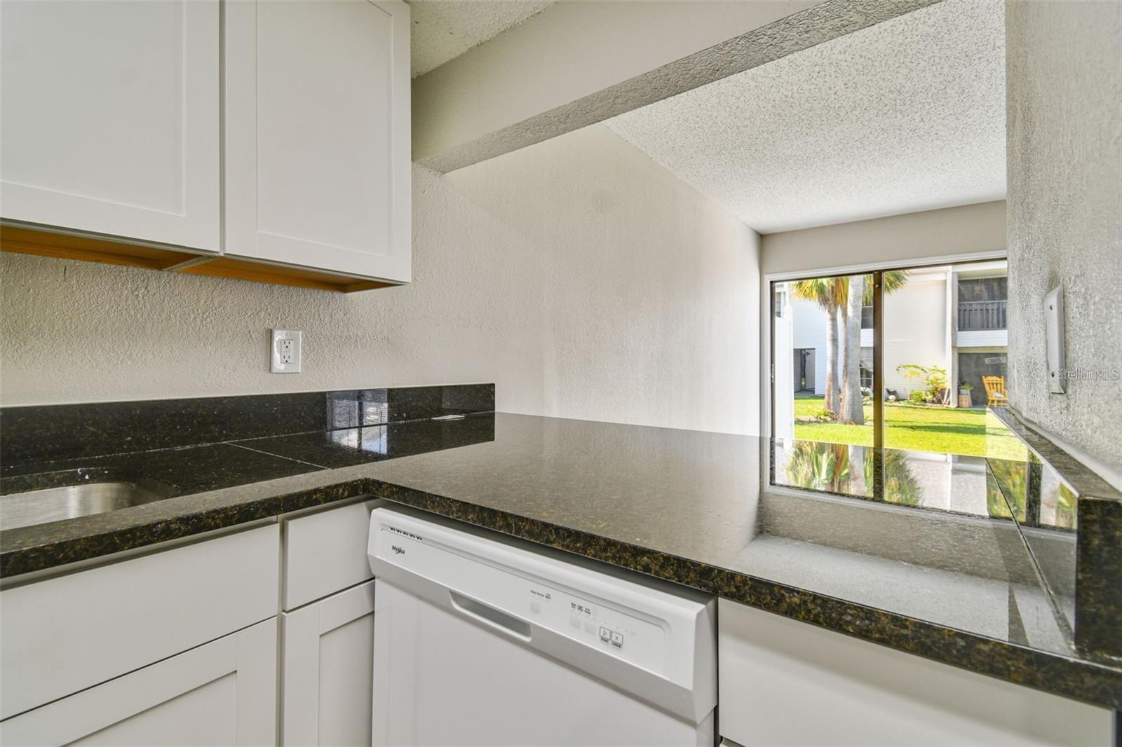 726 HAVEN PL — photo 7