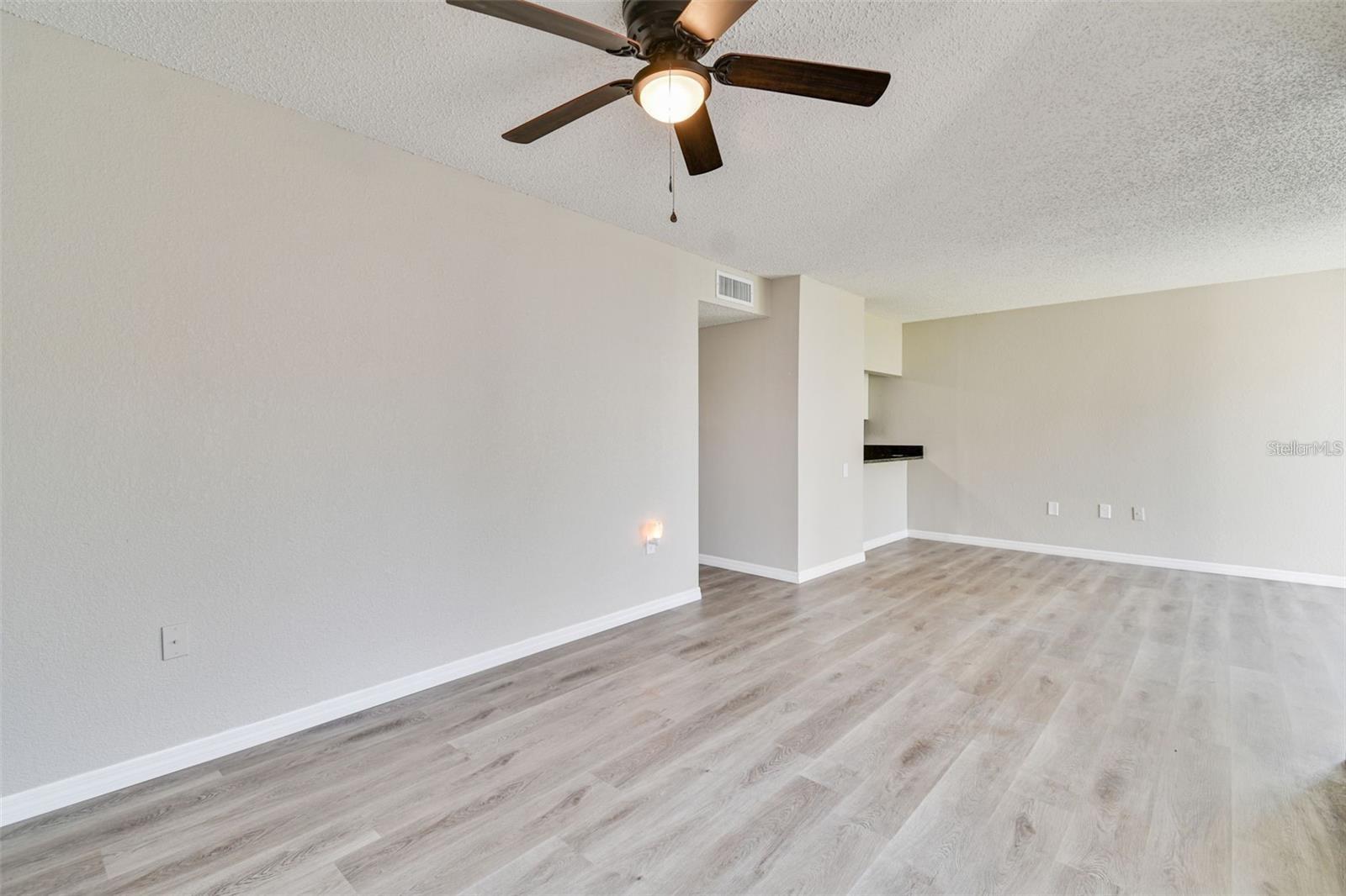 726 HAVEN PL — photo 21