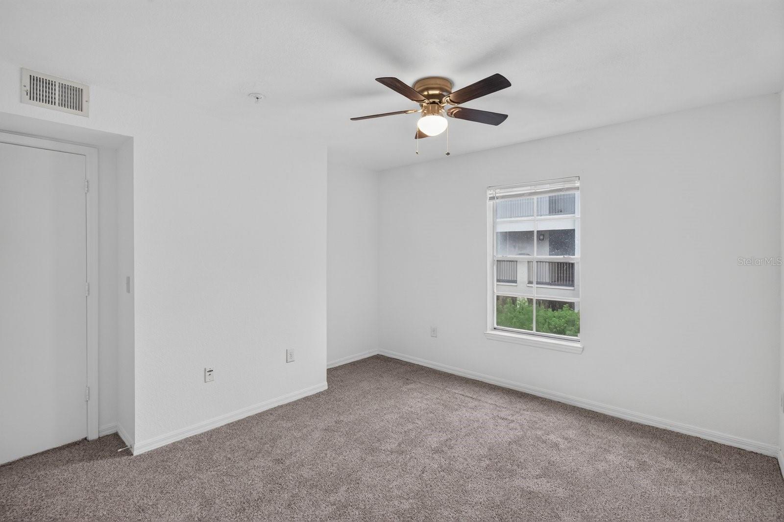 8513 ISLAND BREEZE LN #207 — photo 16
