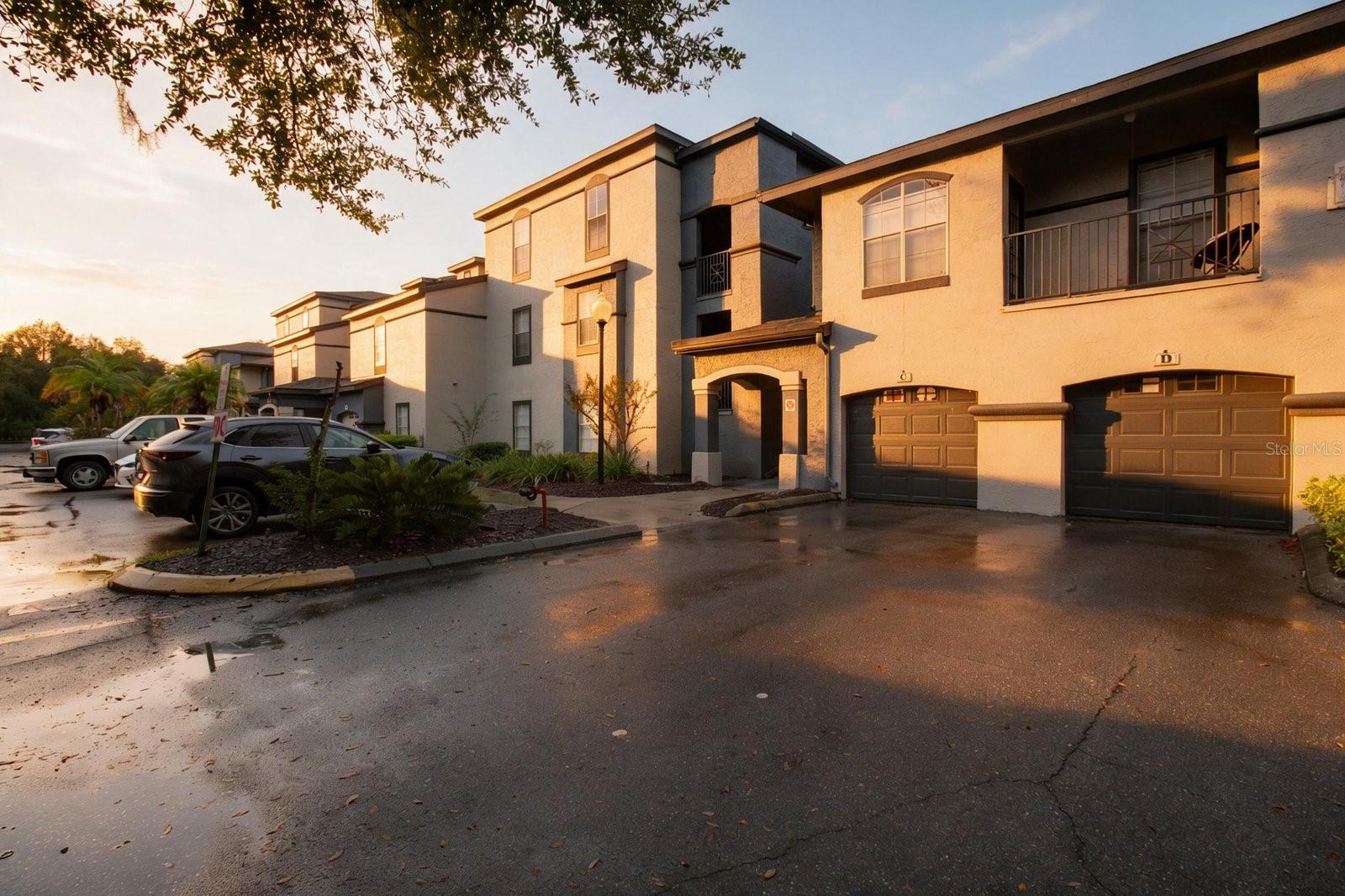 8513 ISLAND BREEZE LN #207 — photo 3