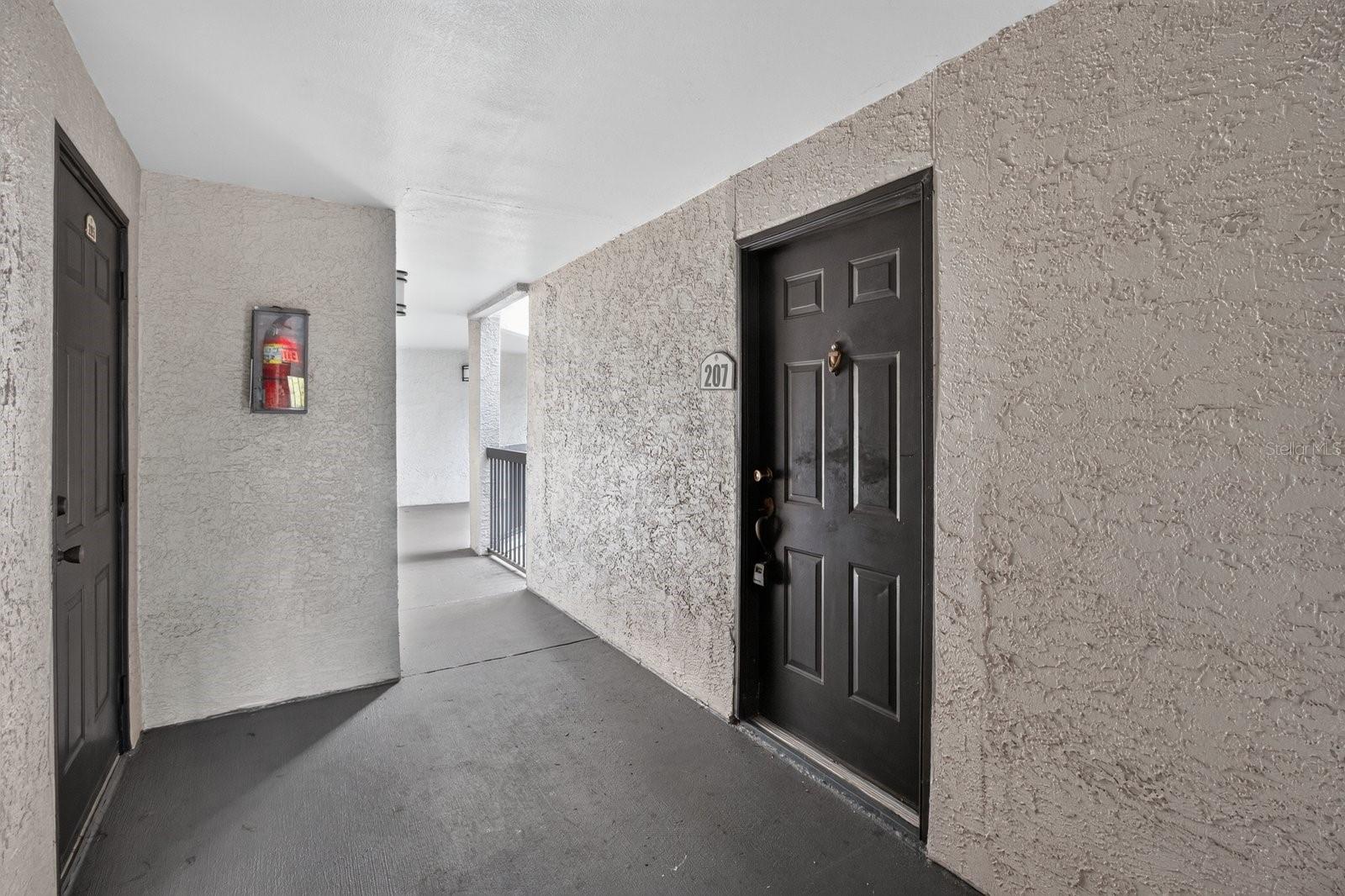 8513 ISLAND BREEZE LN #207 — photo 6