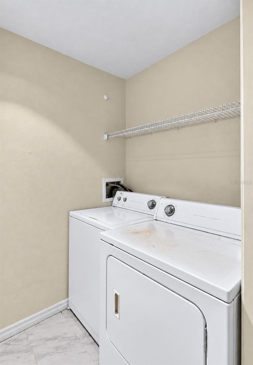 8513 ISLAND BREEZE LN #207 — photo 21