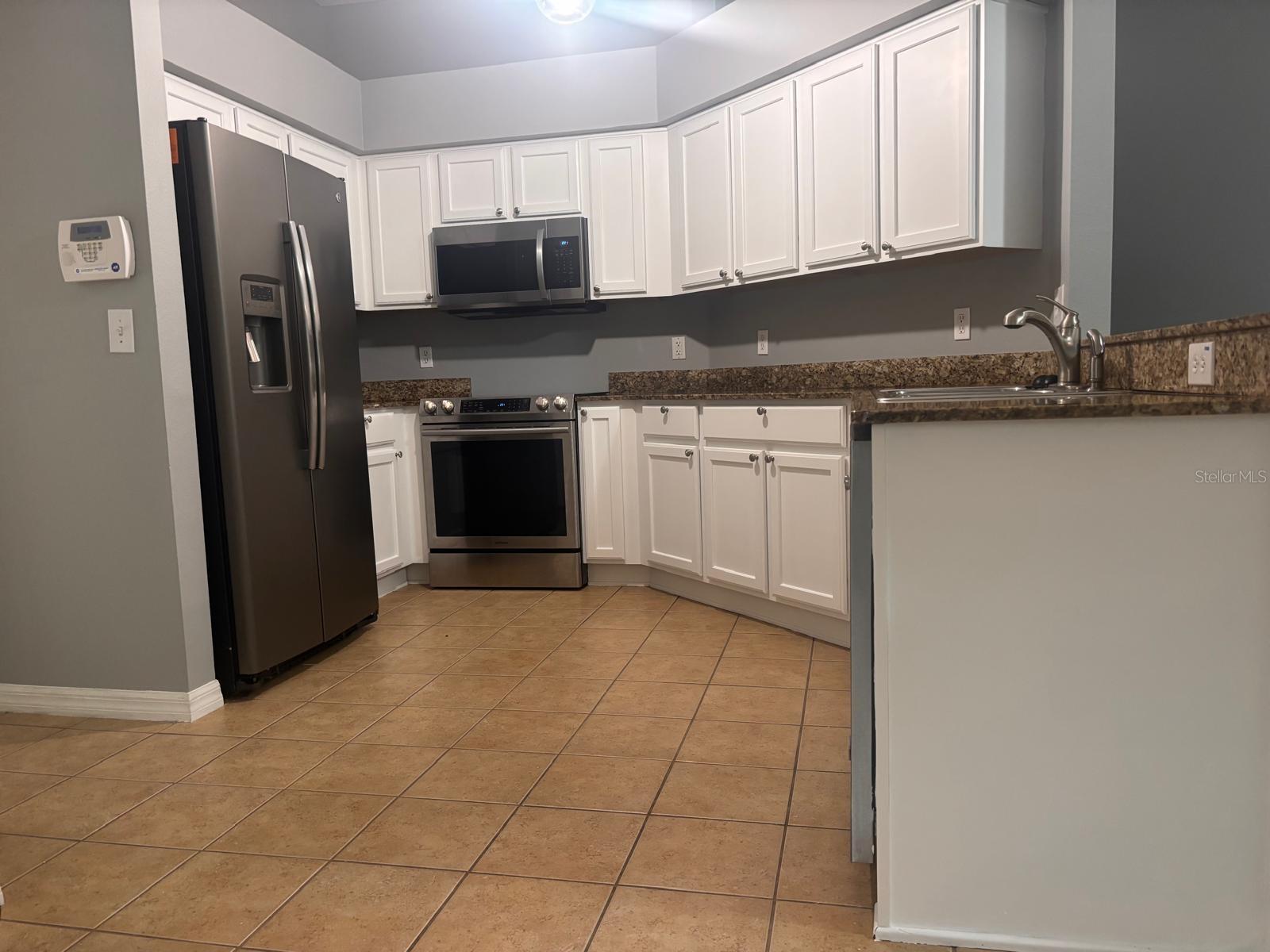 7834 CARRIAGE POINTE DR — photo 11