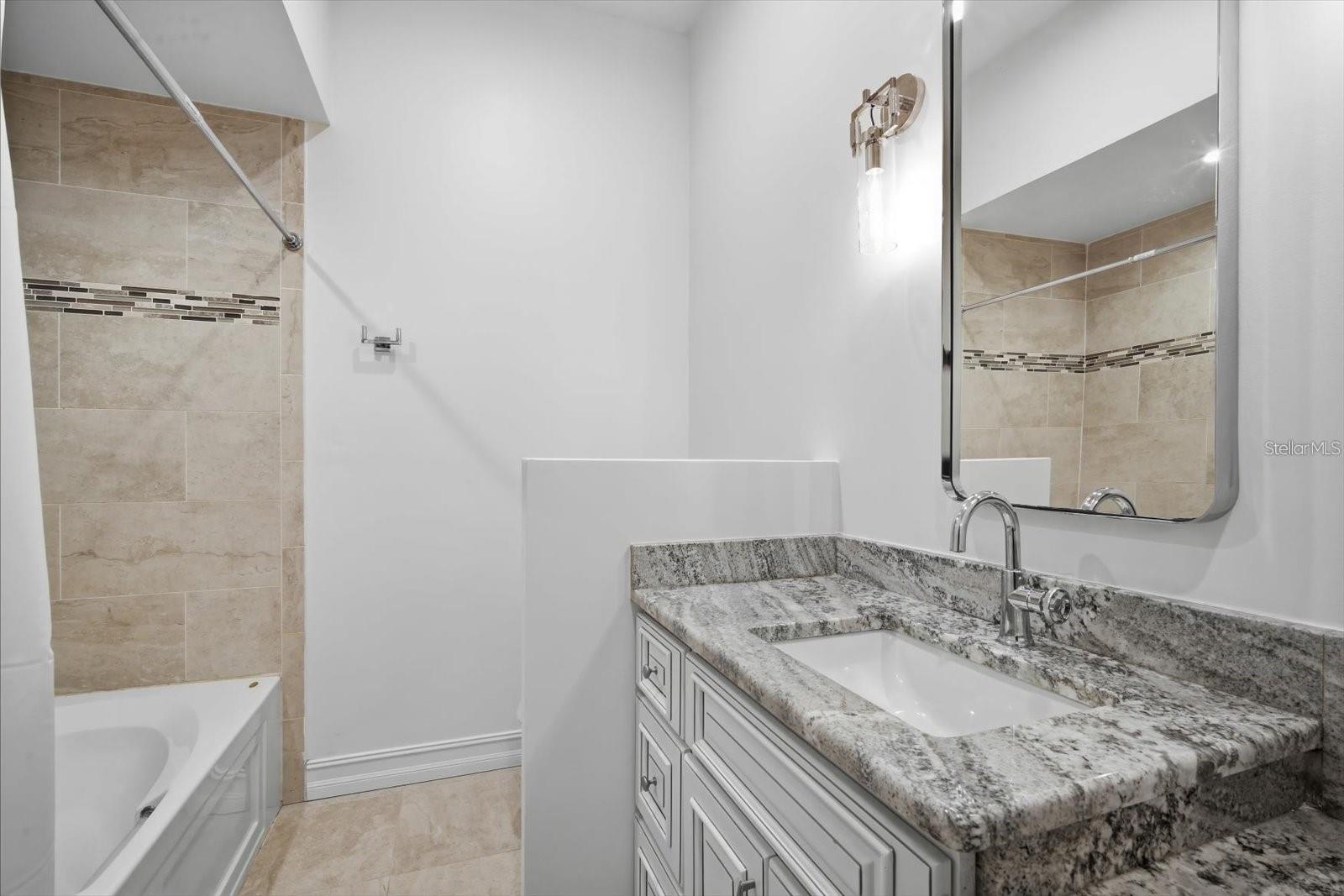 1465 HILLSIDE LANDING DR — photo 32