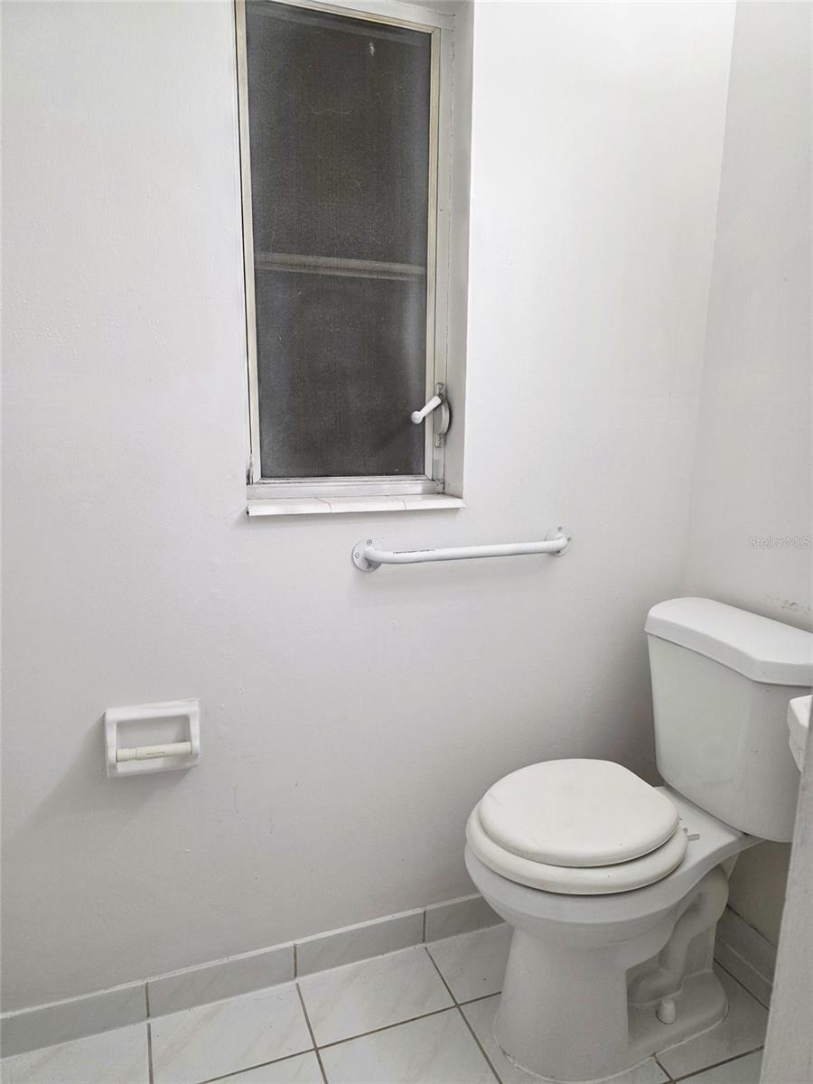 2103 N HAROLD AVE — photo 20