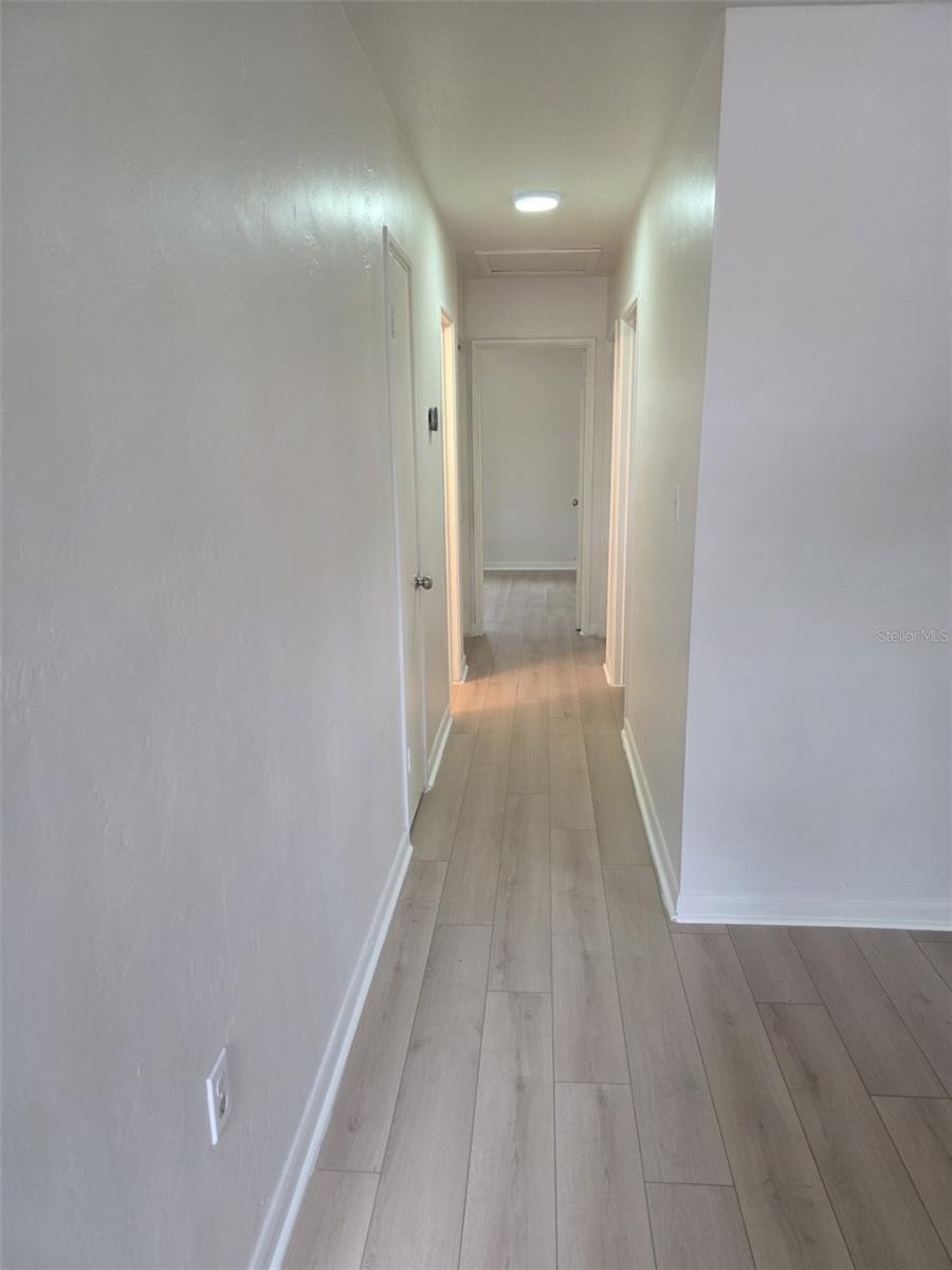 2103 N HAROLD AVE — photo 5