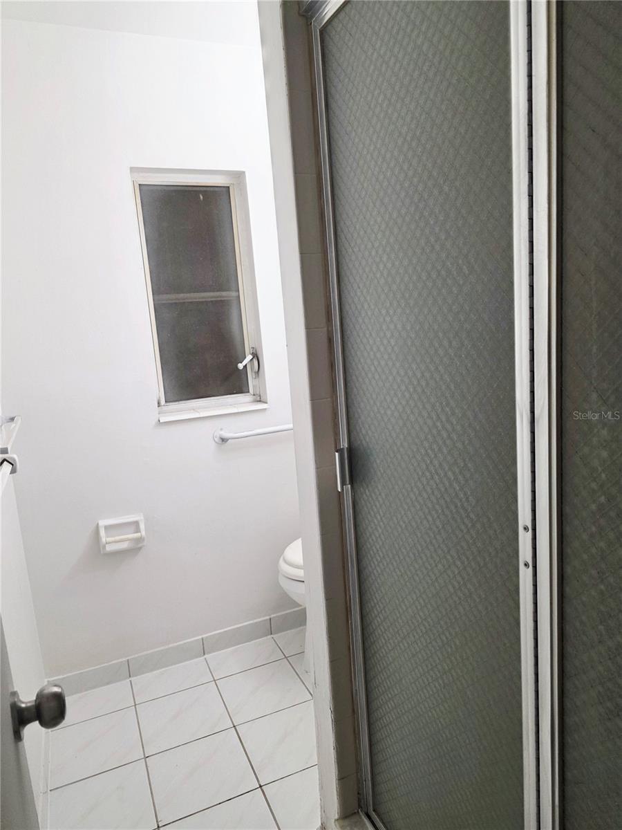 2103 N HAROLD AVE — photo 19