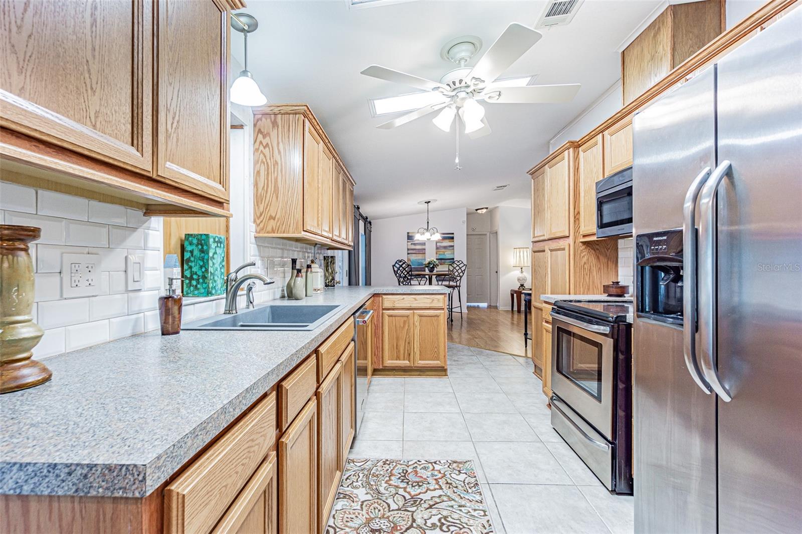 37449 GILL AVE — photo 23