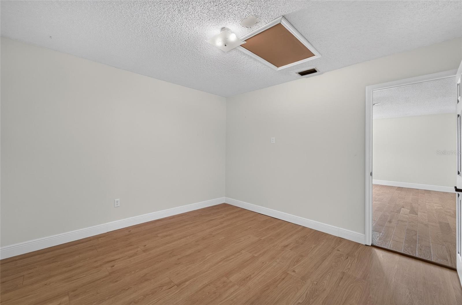 12301 PATHWAY CT — photo 44