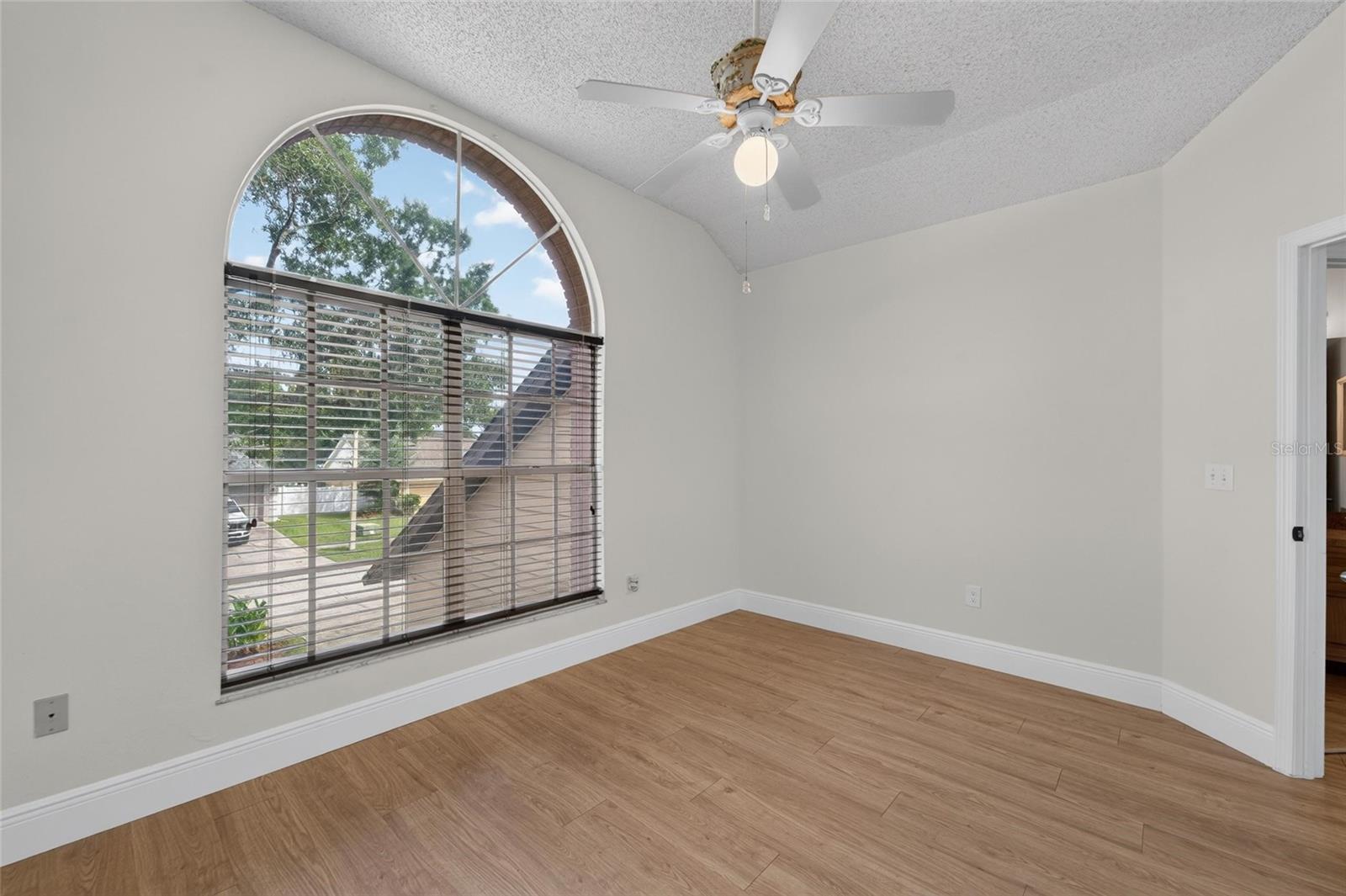 12301 PATHWAY CT — photo 46