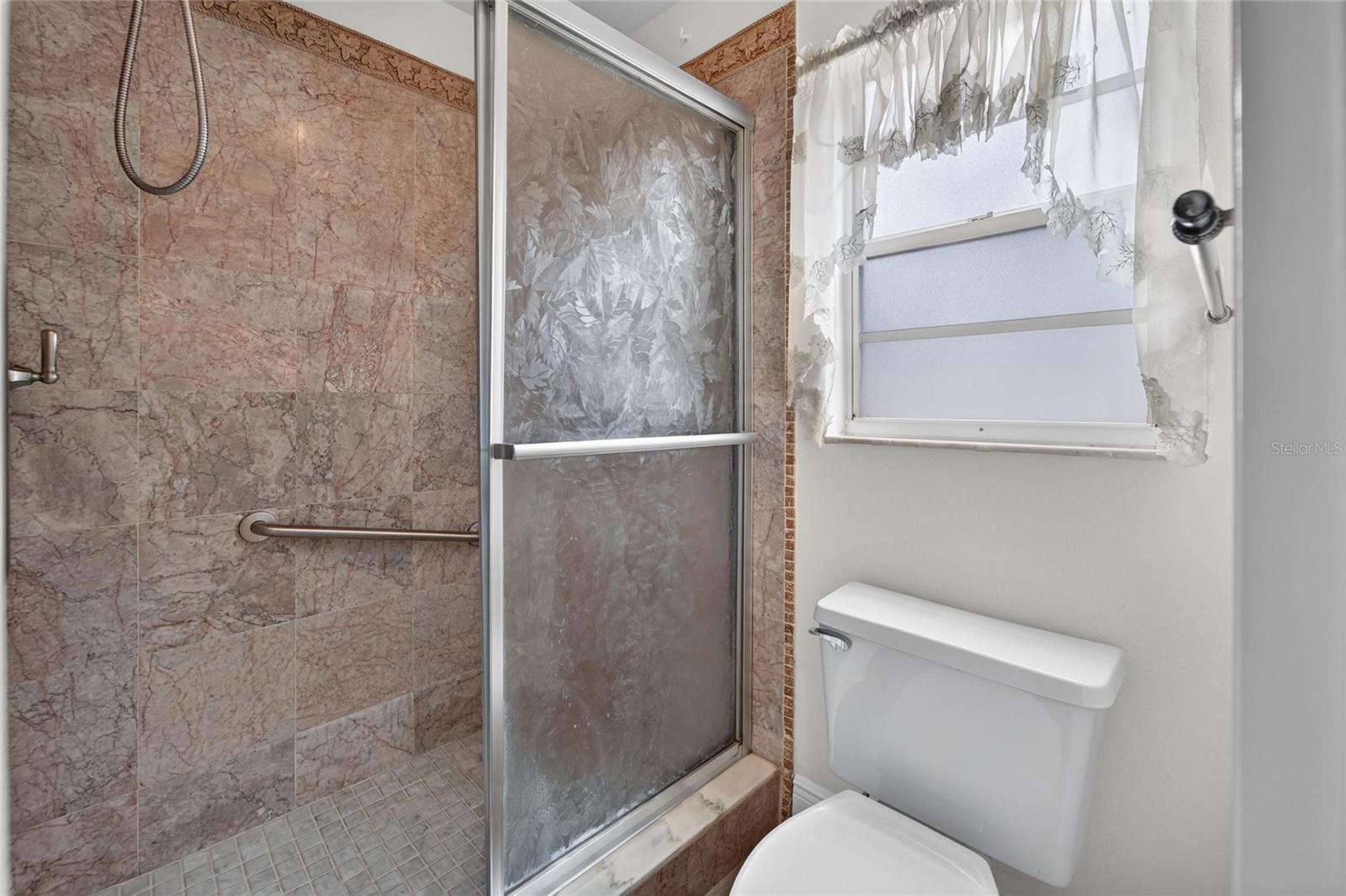 12301 PATHWAY CT — photo 34