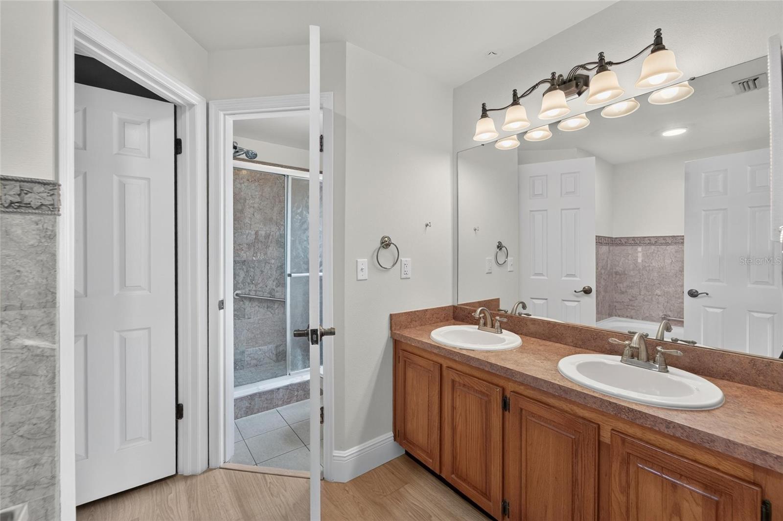 12301 PATHWAY CT — photo 33