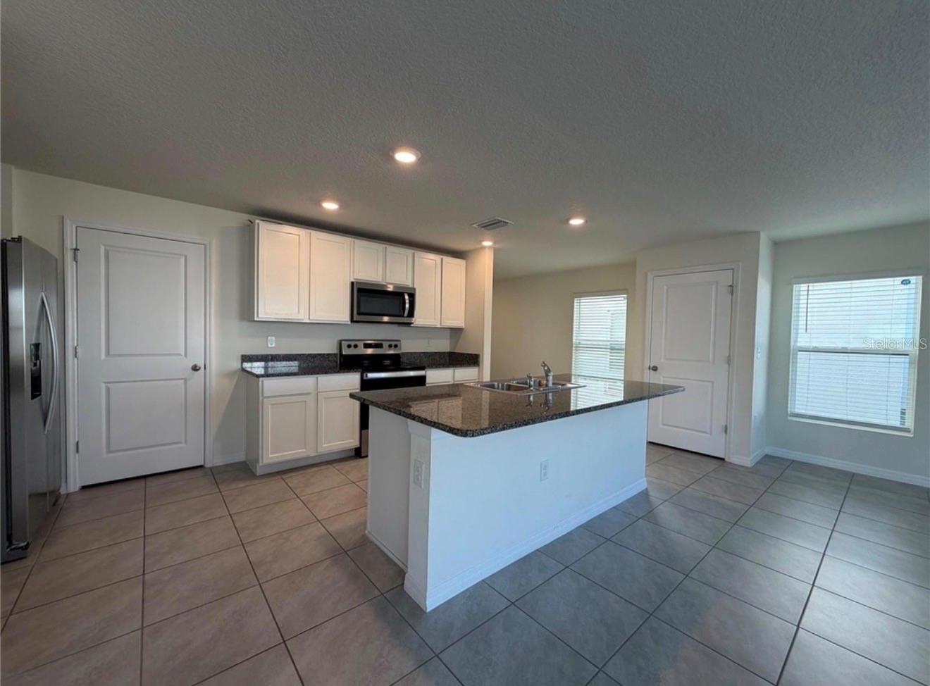 12072 DOWNY BIRCH DR — photo 5