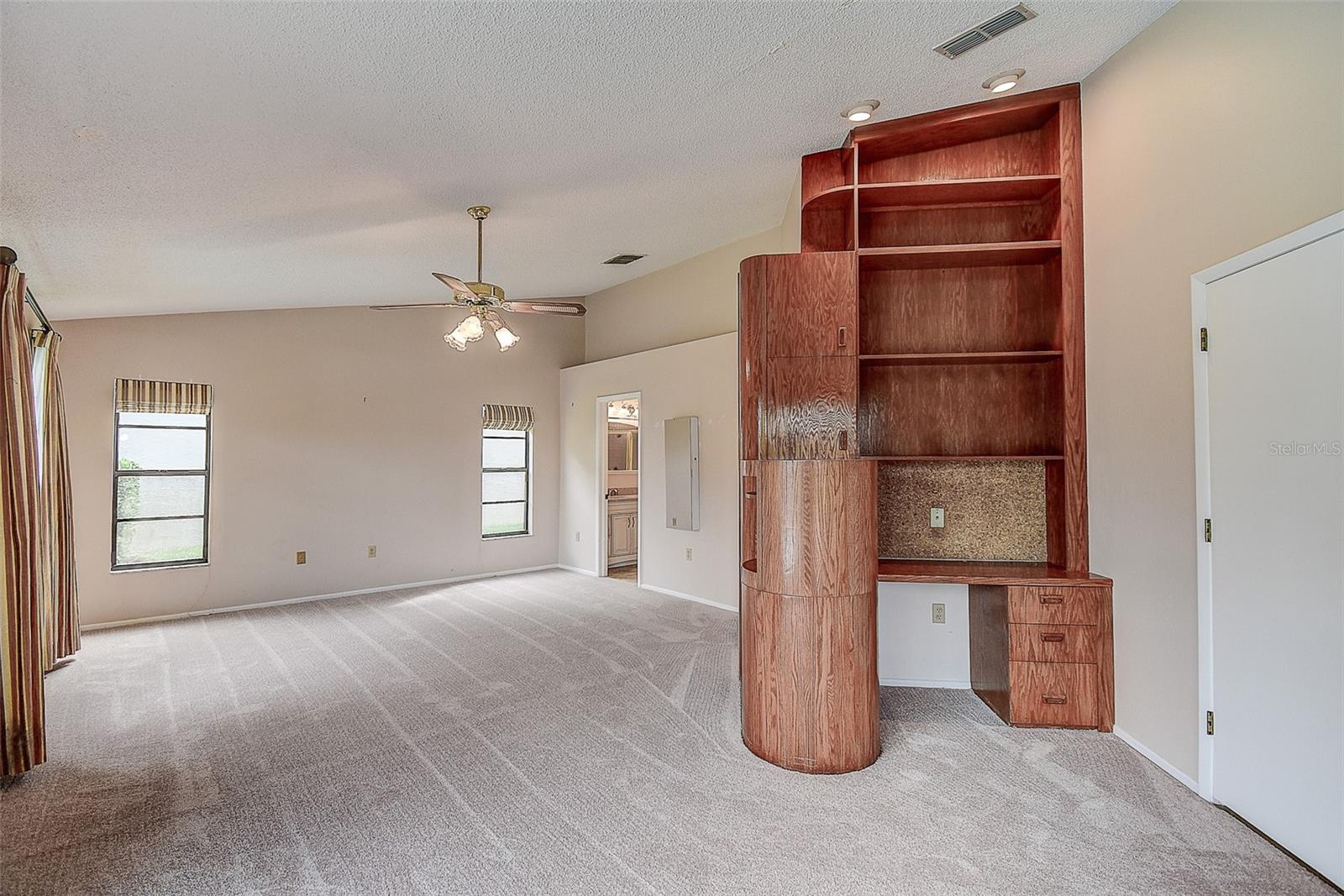 3609 DARSTON ST — photo 13
