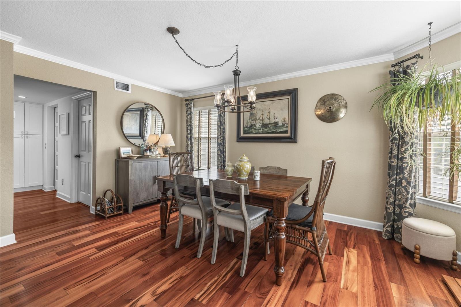 6337 CEDAR ST NE — photo 26