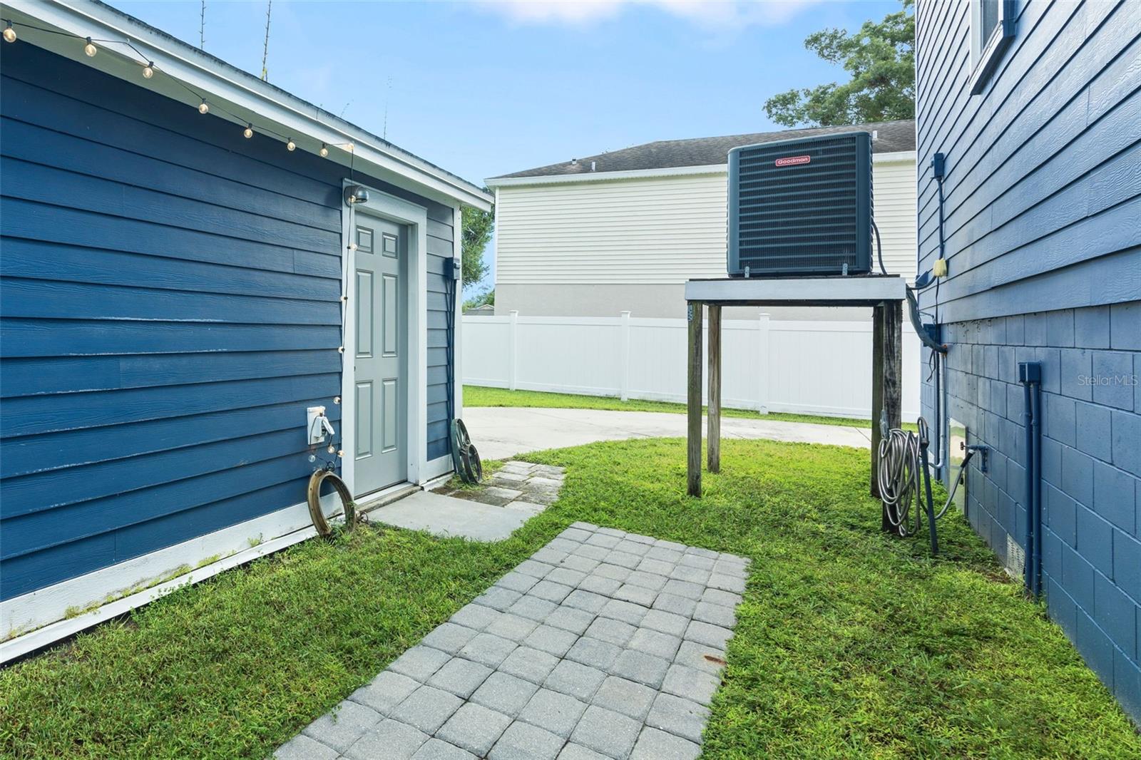 6337 CEDAR ST NE — photo 52