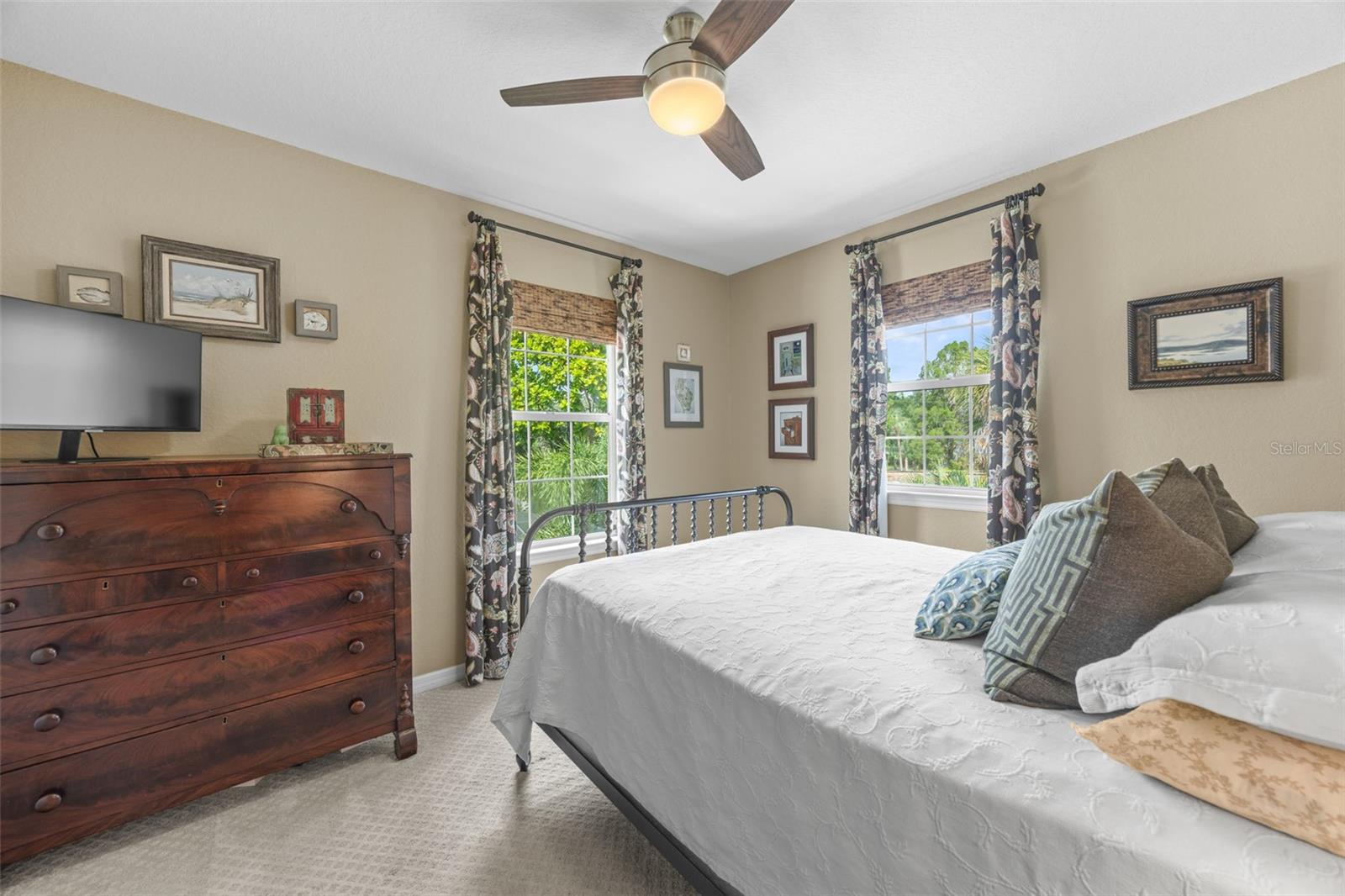 6337 CEDAR ST NE — photo 36